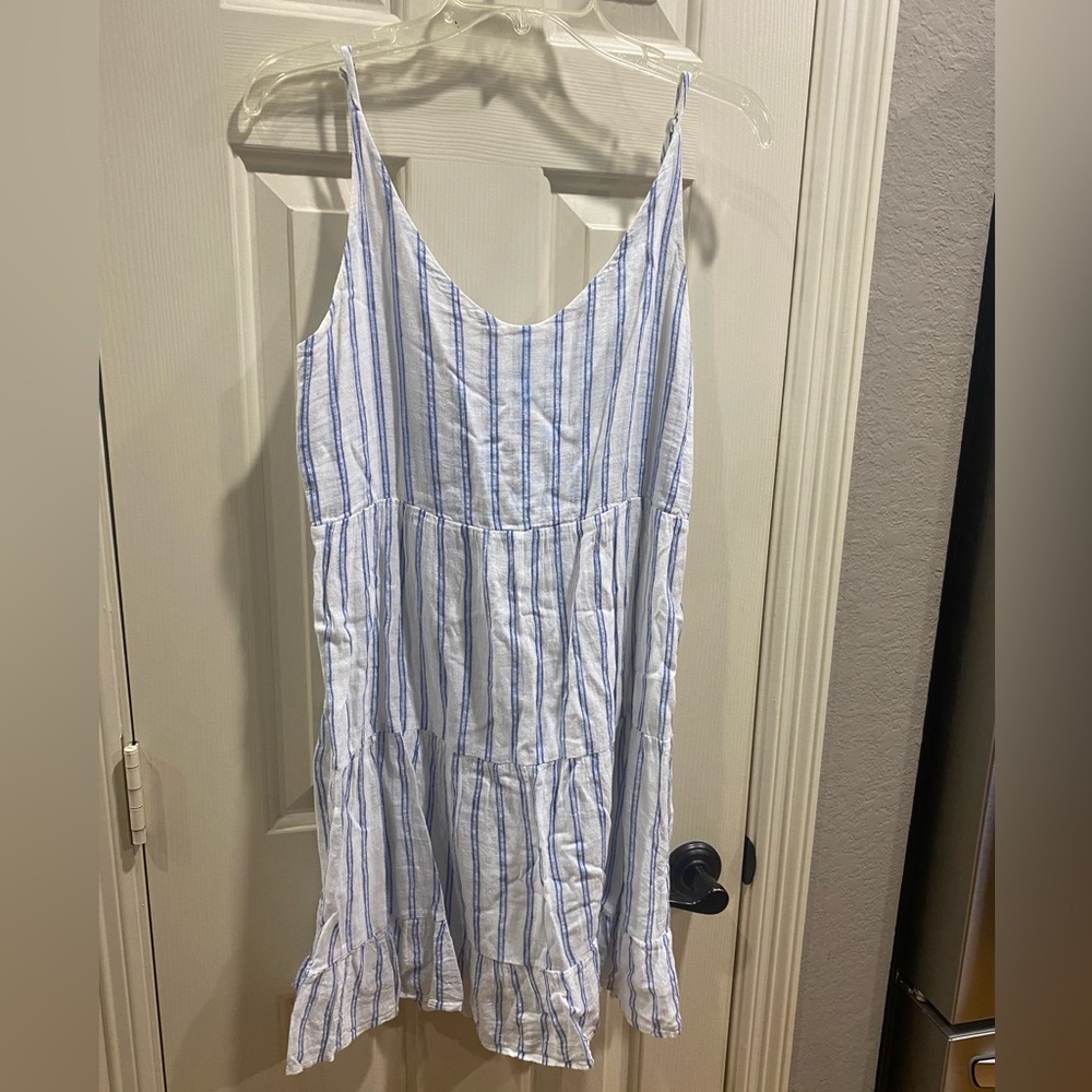 Short Blue & white sun dress by Rails size small